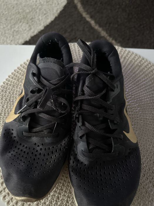 Nike pegasus marimea 41