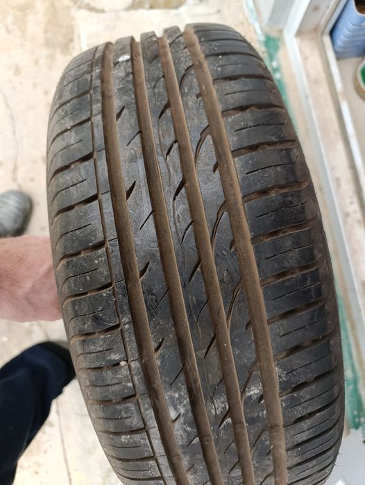 Продам запаску от короллы