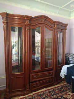 Шкаф стенка из ореха