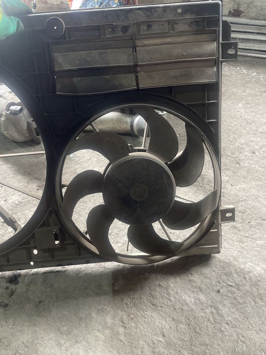 Продам запчасти от Пассат В6