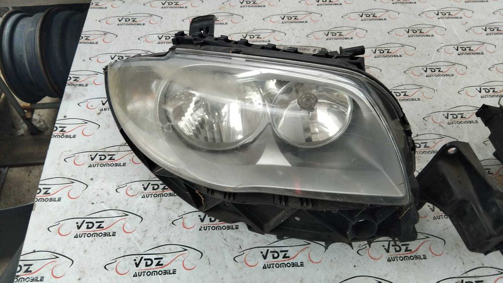 Far stanga-dreapta Bmw Seria 1 E87 an 2008
