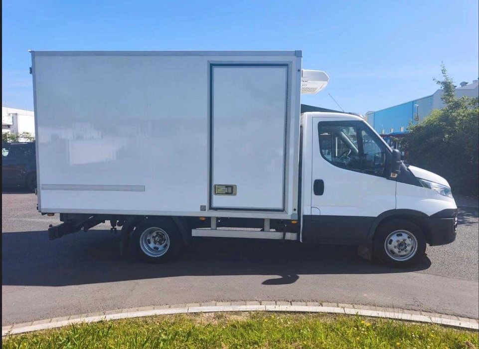 Vand Iveco Frigorific An 2018 Km 170.000