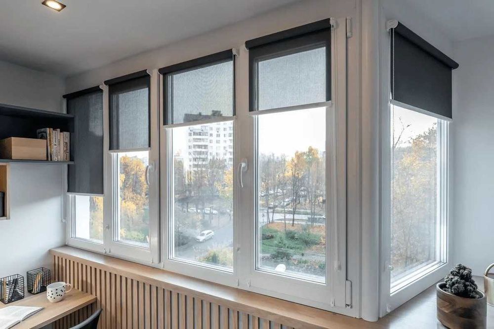 Plastik deraza sotiladi