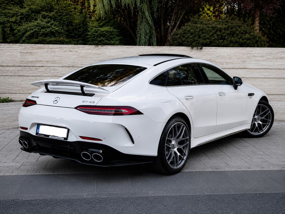 Mercedes AMG GT 43 4Matic+ 390CP Hybrid