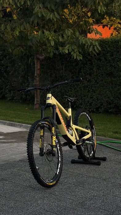 Santa Cruz Nomad 6 C 2025 – X01 AXS / FOX 38 Performance E