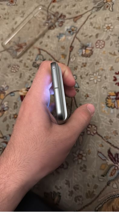 Pixel 8 серый в идеальном состоянии