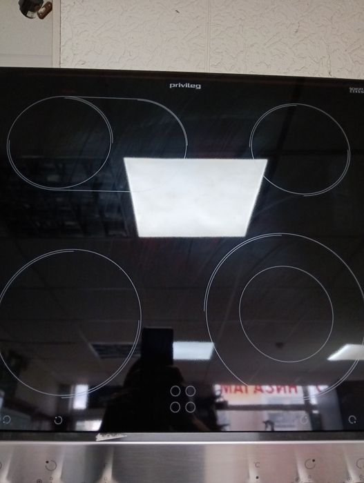 Чисто нова печка за вграждане Privileg 2 години гаранция!