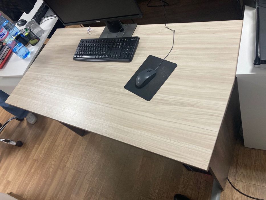 Офис бюра в перфектно състояние