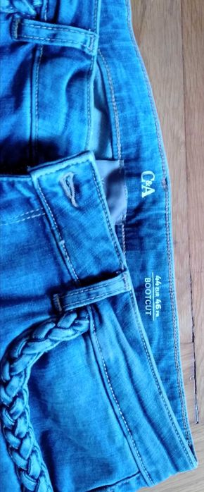 Vând jeans c&a noi cu eticheta mărimea 44 femei