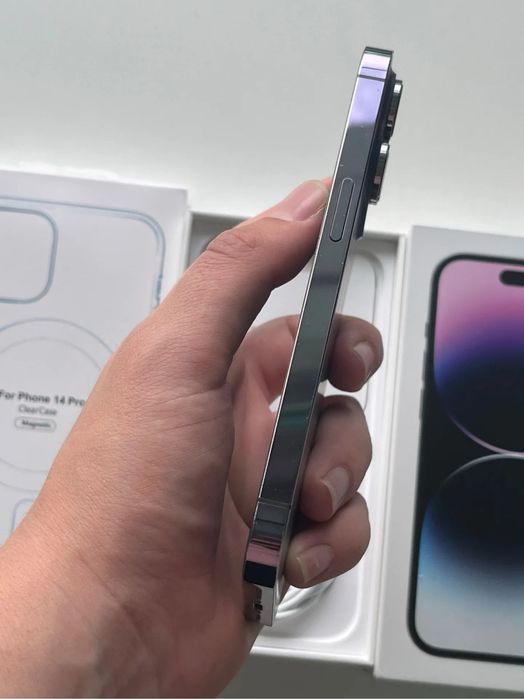 Iphone 14 pro в идеальном состояний