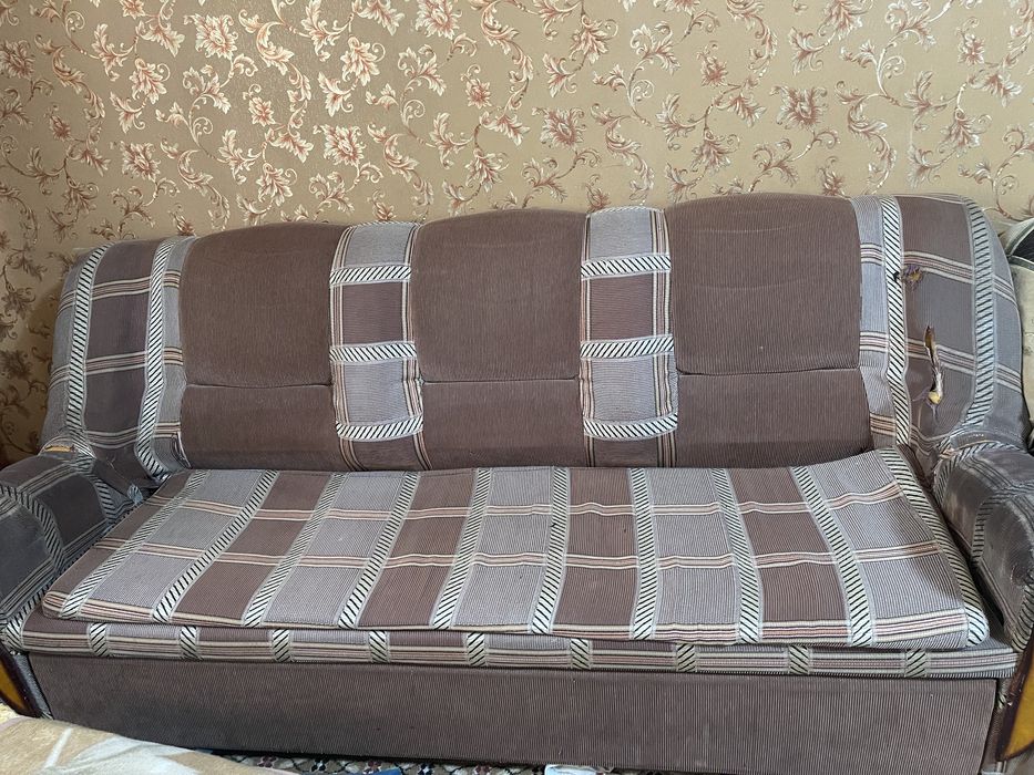 Продам диван 10 т
