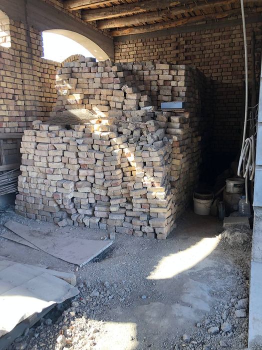 Xovli sotiladi, Uchaska sotiladi