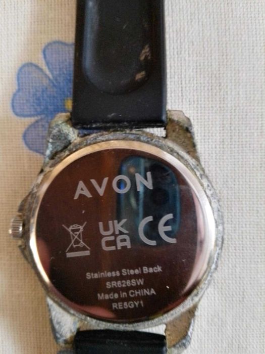 Стар часовник на AVON