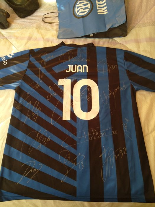 Оригинална тениска Интер