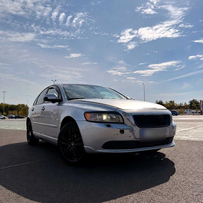 VOLVO S40 2011 — imagine 3