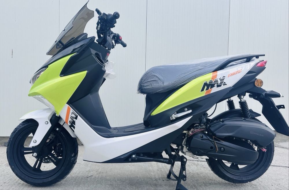 Scuter benzina 125Cc