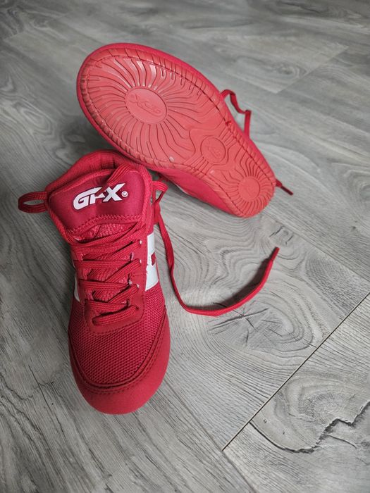 Борцовки новые, ,33 размер