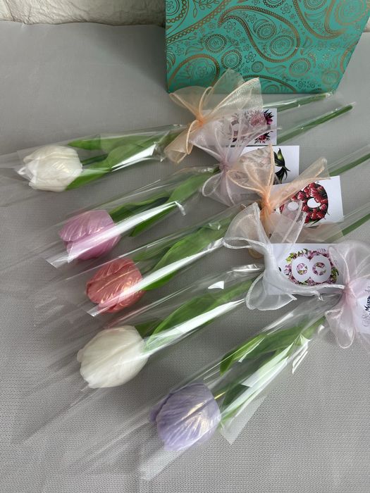 Тюльпаны ручной работы