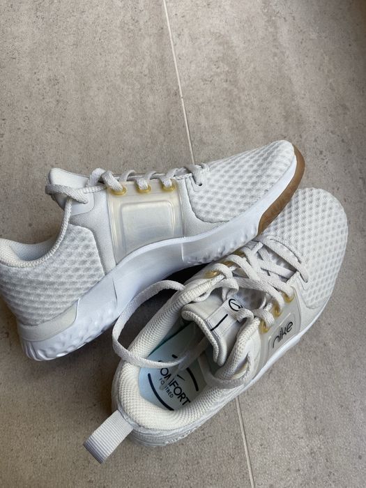 Нови маратонки Nike, 36 р-р