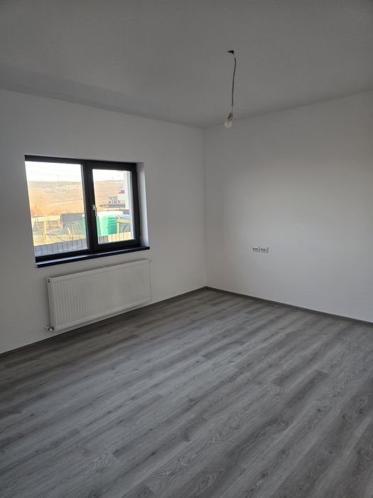 Casă 3 camere Bârnova