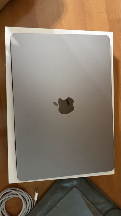 Apple MacBook Air 13 2022 M2