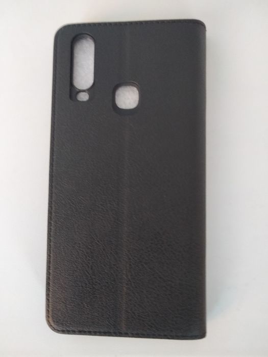 Продам новый кожаный чехол