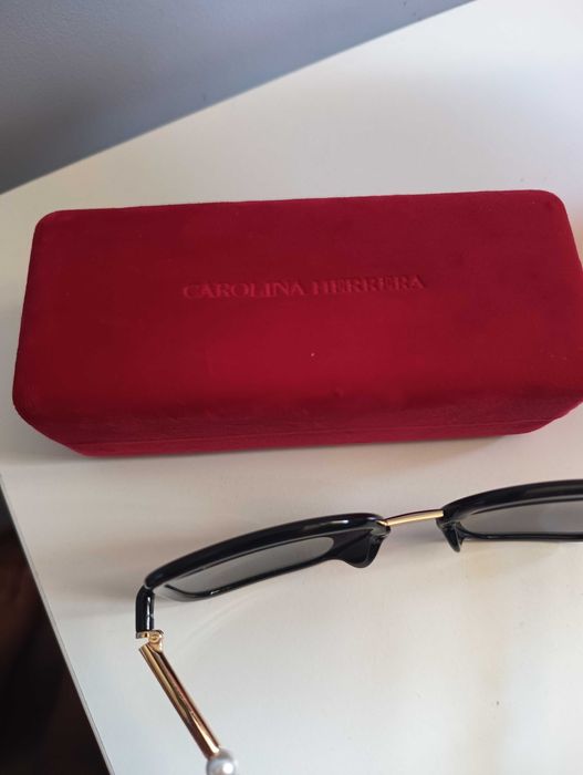 Дамски слънчеви очила Carolina Herrera