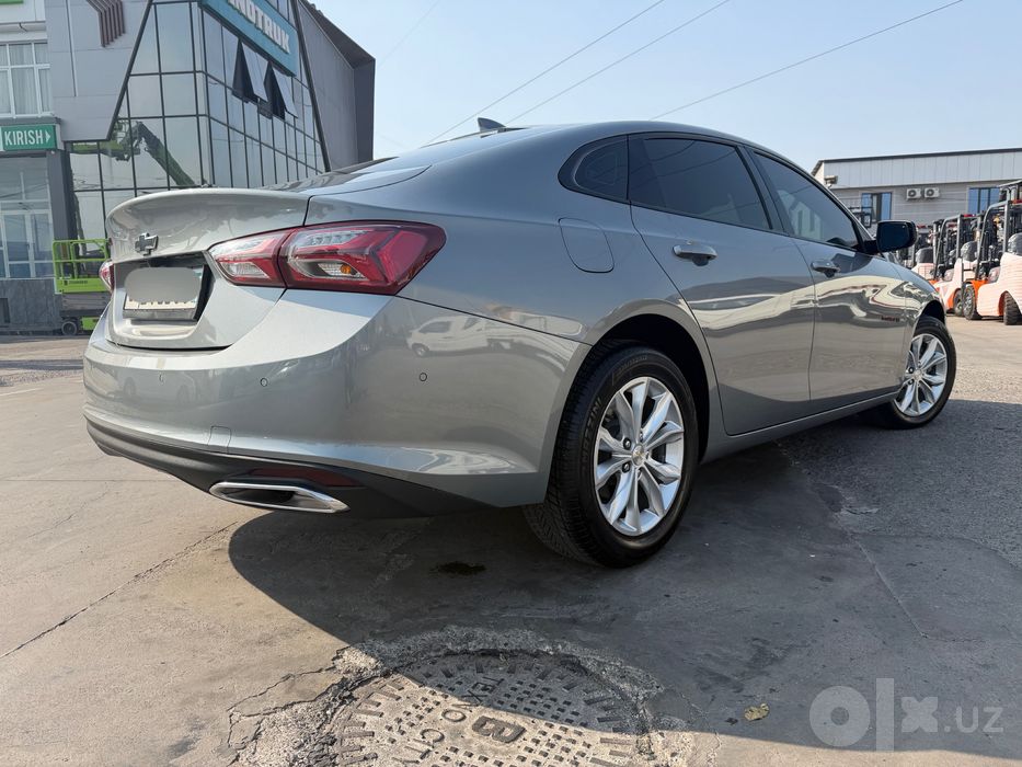 Chevrolet Malibu XL