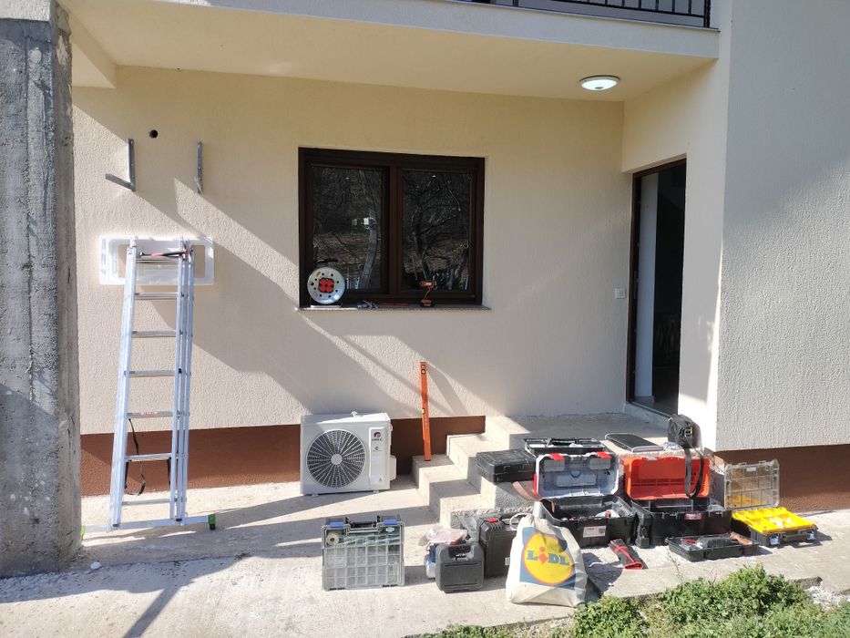 Montaj / Instalare și întreținere aer condiționat