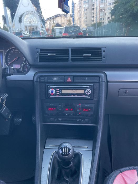AUDI A4 2001 — imagine 3