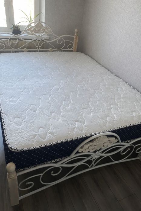 Матрас двухспальный 160/200