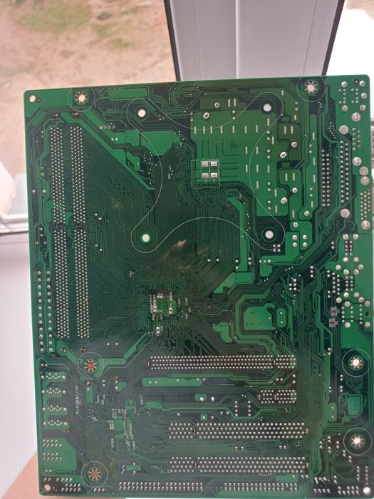 Материнская плата Без процесора