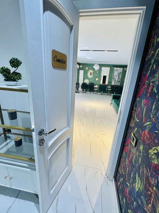Spatiu Comercial si afacere de VANZARE -