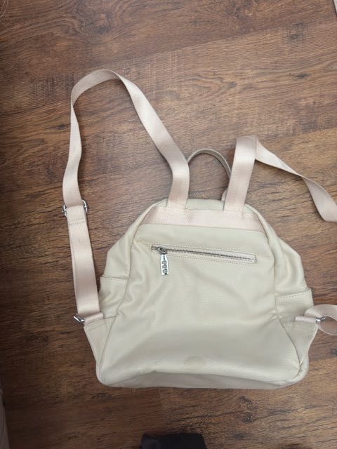 Сумка из кожи(рюкзак)