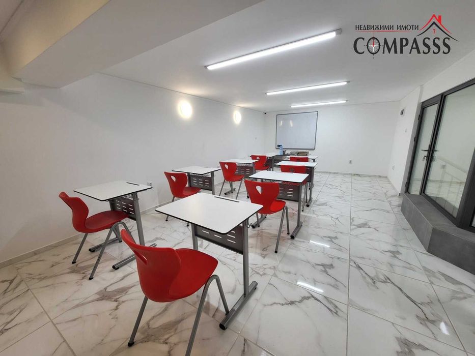 Продава се Офис в Добрич, Център - 124 кв.м за 1500 €/кв.м - Снимка #4