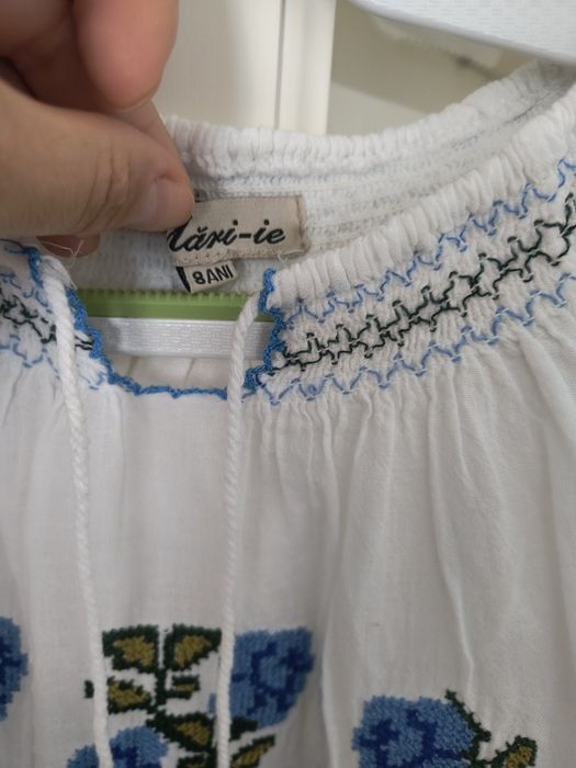 Ie fetita mărime 128/134