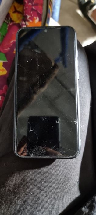 Redmi not 8 t 6/128 ishlashi chotki aybi rasmda