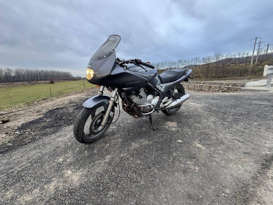 Yamaha XJ600 Vand sau Schimb