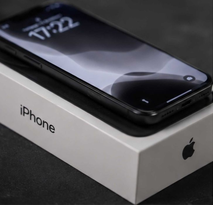 iPhone 15 с чеком и коробкой