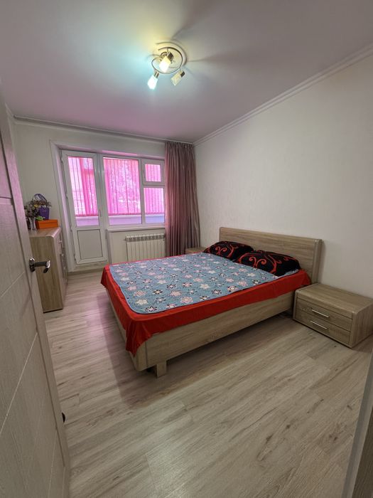 Продам 2 ком квартиру на Сазде