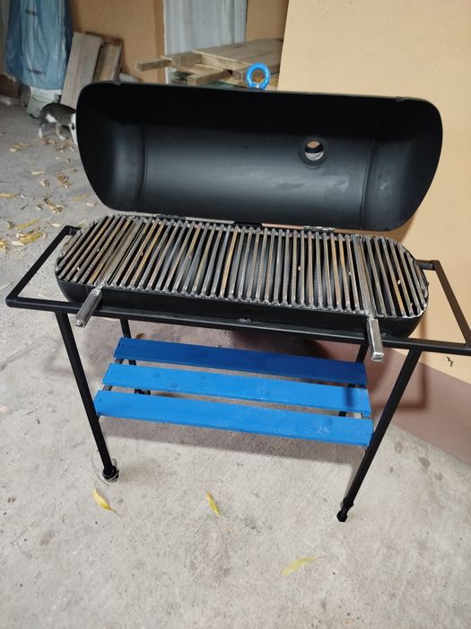 Grătar din butelie de gaz