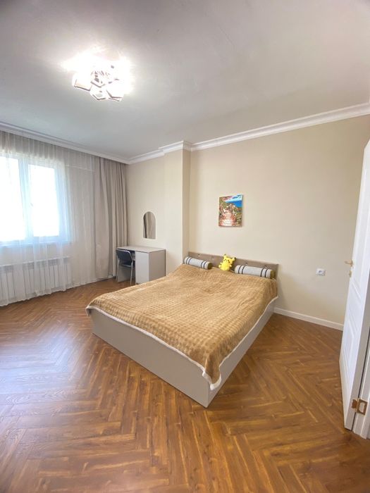 Продам трёхкомнатную квартиру