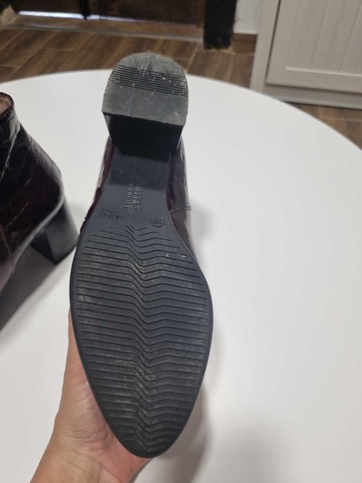 Елегантни боти от естествена кожа, цвят бордо, р-р 39, ток 6,5 см