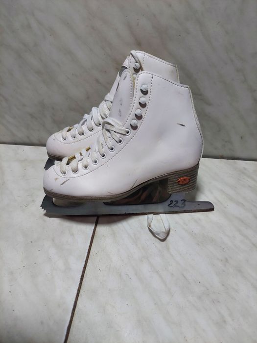 Patine gheata 223 patinaj Riedell profesionale marime 35,5-36 (23  cm)