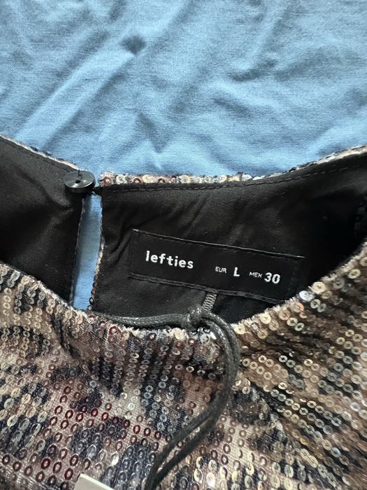 Top cu paiete și animal print Lefties