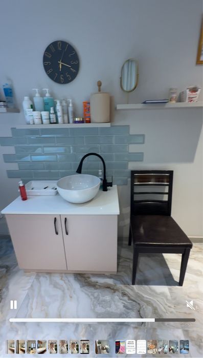 В центре города Сдается кабинет в действующем салоне