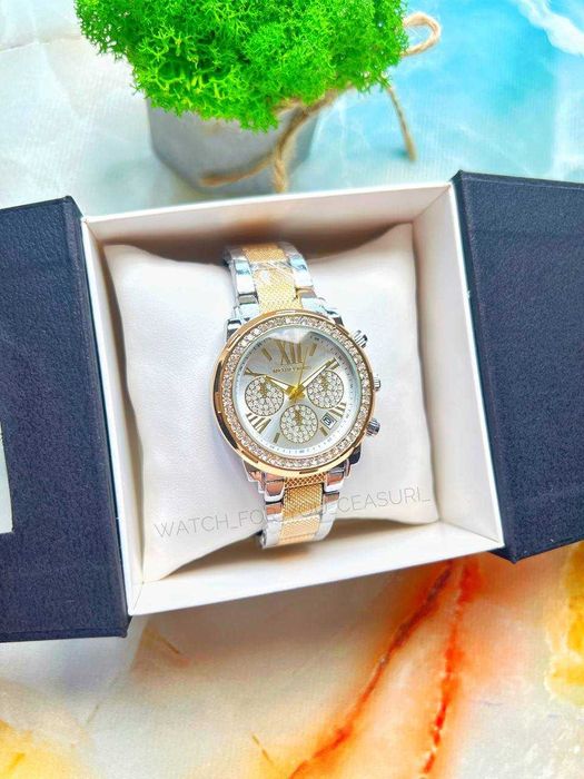 Ceas damă Model 7- Nou în cutie - Cadoul Perfect