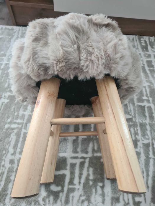 Нови Табуретки, изключително меки