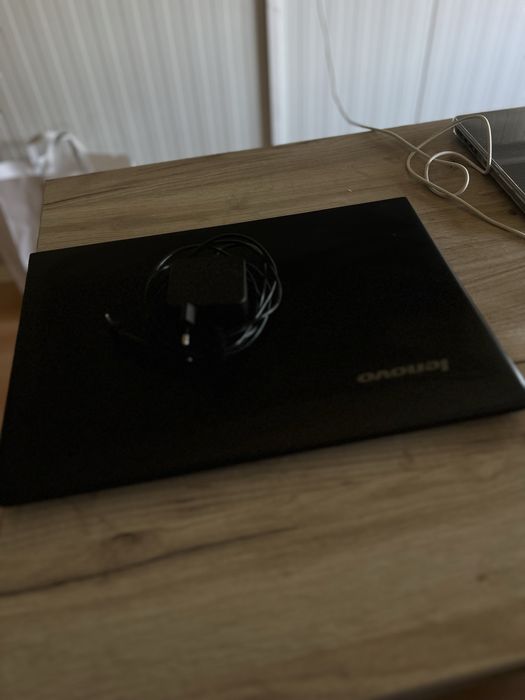 Lenovo intel CORE i3 липтоп