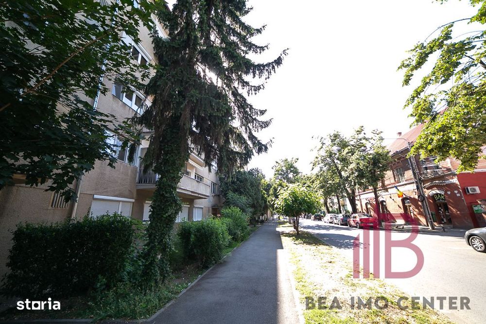 Birou ultracentral, parter, ideal pentru cabinet, birou, sediu firmă!